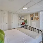 Treetop 1-Br Flat In Capitol Hill - Ideal Spot!